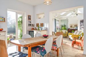 Kitchen- click for photo gallery